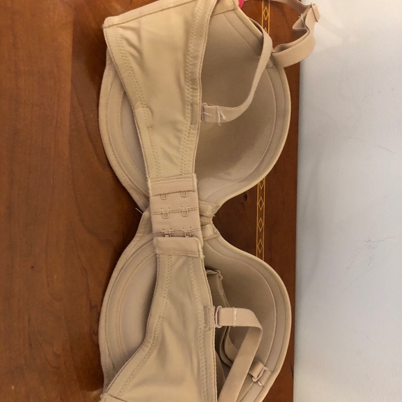 Maidenform Convertible Strapless bra - Picture 2 of 5